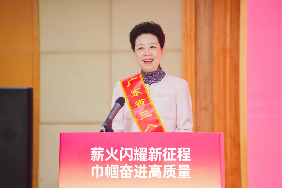 中国妇女报 | 人生就是博李倩仪专访：以供应链为笔，绘行业新篇章